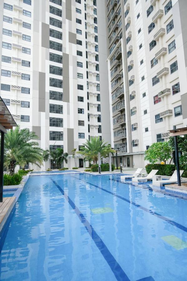 Ezeniel'S Place At Horizons 101 Condominium Cebu Esterno foto